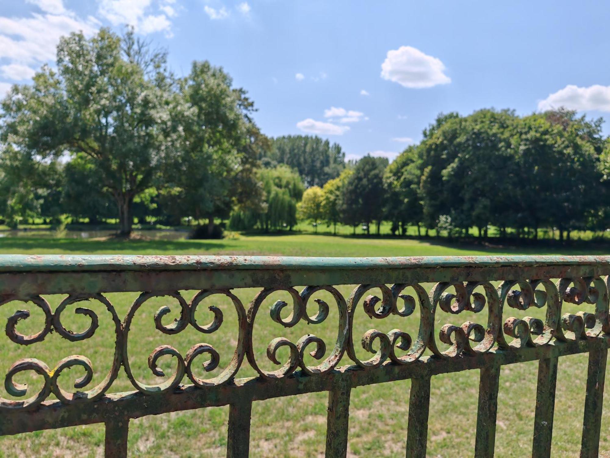 Domaine De L'Isle Maniere Apartment Saint-Quentin-sur-le-Homme Luaran gambar